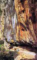 ardeche cliffs