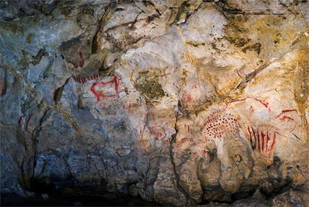 Cueva del Pindal main panel