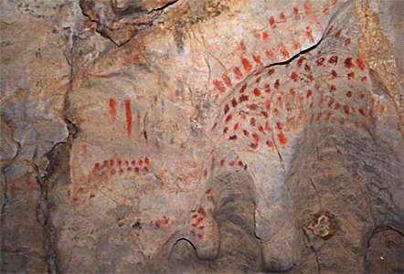 Cueva del Pindal red dots