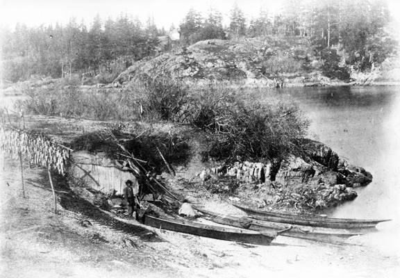 Canoes of the First Nations of the Pacific Northwest