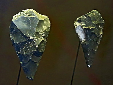 points or small hand axes