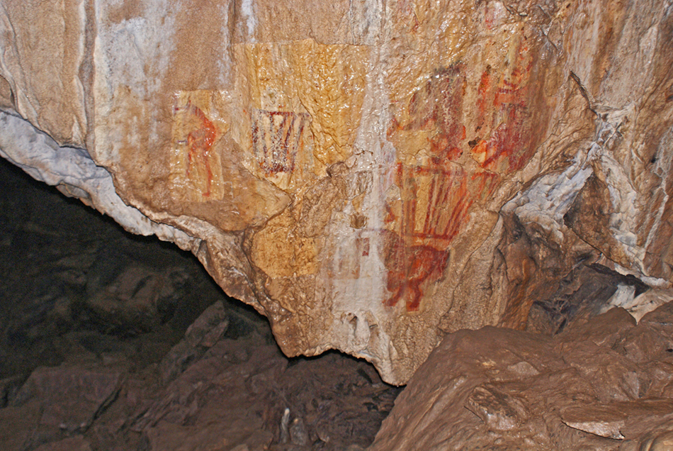 Kapova Cave horse painting